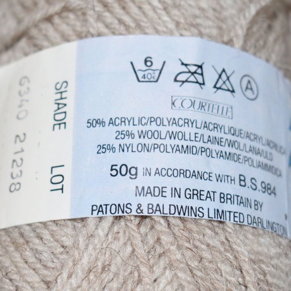 Patons Beehive (4) 50g Double Knitting Courtelle Yarn Wool Tweed Shade 6340 - Picture 5 of 6